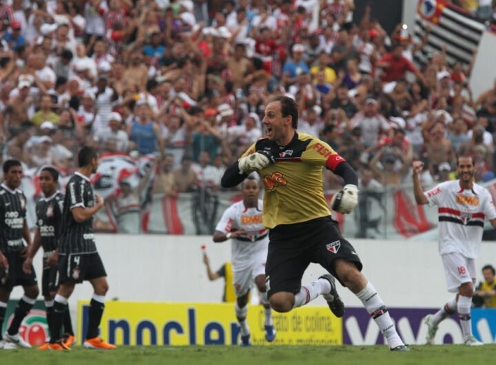 Ceni fez o gol 100 diante do Corinthians