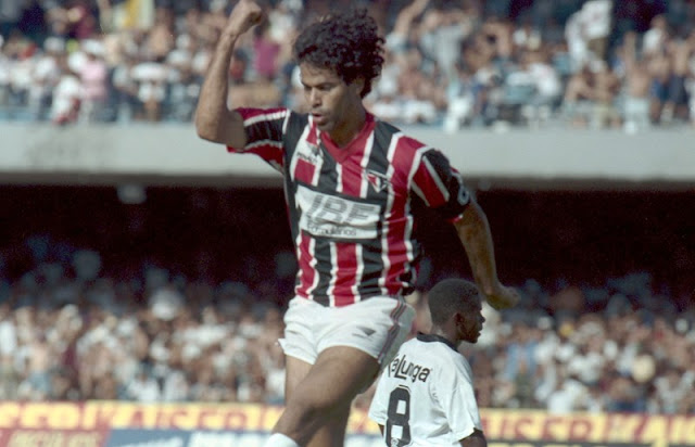 Raí marcou três gols contra o Corinthians em 1991